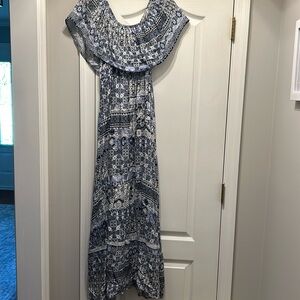 Francesca’s dress, size small
